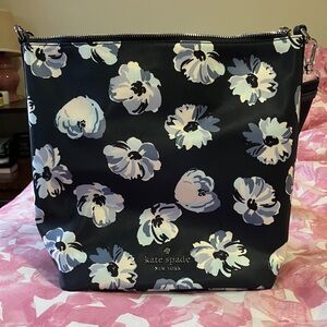 Kate Spade navy blue and White Floral Shoulder Bag